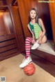 TouTiao 2017-11-10: Model Lin Lin (琳琳) (23 photos) P12 No.b4fee6